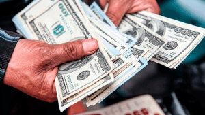  Dólar unificado para el «Ahorro», «Tarjeta» y «Qatar»: devaluación y eliminación de cupo
