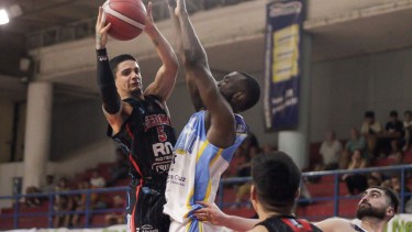 Matías Eidintas fue determinante en la victoria del Depo.