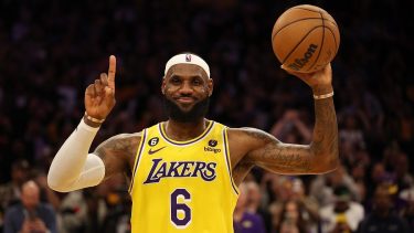 LeBron James, el máximo goleador de la historia de la NBA