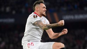 Sevilla goleó a PSV con un golazo de Ocampos y Juventus no pudo con Nantes