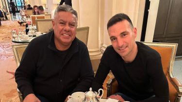 Scaloni y Tapia se encontraron en París en la previa a la entrega de los Premios The Best.