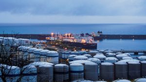 Cayeron las importaciones de GNL en Europa, aunque siguen altas