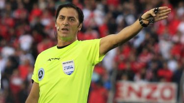 Vigliano fue suspendido por una fecha debido a su mala actuación en el VAR.