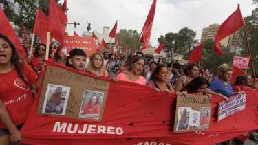 Una multitud encabezada por familiares de las víctimas exigió justicia. Foto: Oscar Livera