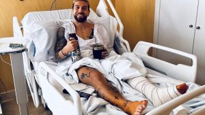 El ‘Papu’ Gómez fue operado con éxito del tobillo que se lesionó en el Mundial de Qatar