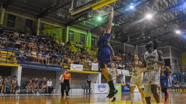 Facundo Sanz fue la figura de Del Progreso en la victoria sobre Parque Sur. Foto: archivo Juan Thomes