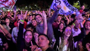 Fiesta de la Manzana 2023: así se vivió la primera jornada con el Jueves de Rock