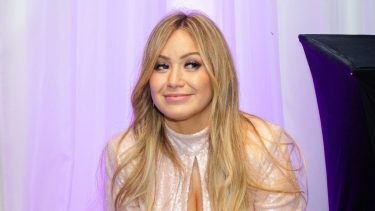 Karina "La Princesita" cantará esta noche en la Fiesta de la Manzana 2023.-