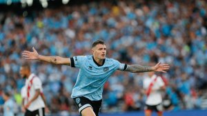 Belgrano dio la sorpresa en Córdoba y derrotó por 2 a 1 a River