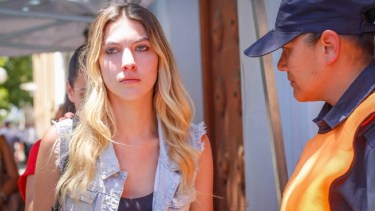 Virginia Pérez Antonelli, la joven que intentó reanimar a Fernando Báez Sosa. 