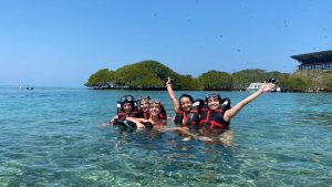 Pedido desesperado: cinco jóvenes de Neuquén y Cipolletti quedaron varadas en Colombia