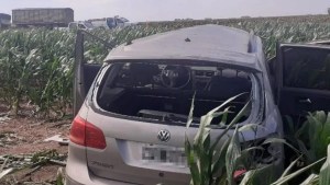 Una familia de Cipolletti volcó en Tres Arroyos: murió una mujer y hay varios hospitalizados