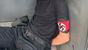 Un adolescente nazi fue detenido tras atentar contra una escuela en Brasil: «estoy listo para morir»