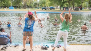 Roca: todas las opciones gratis para disfrutar del verano en el río, bardas, centro y los barrios