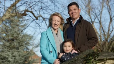 Emma Pattison y su familia fueron hallados muertos. Ella había advertido a su hermana por las reacciones de George, su marido.-