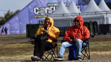 Viento frio y posibles precipitaciones para el tercer día de la Fiesta de la Confluencia. Foto: Matias Subat