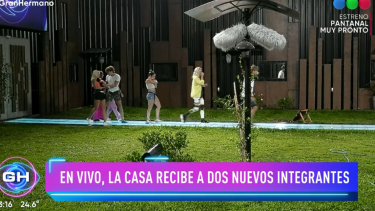 Dos perros, los nuevos integrantes de Gran Hermano 2022. Foto: Captura Telefé. 