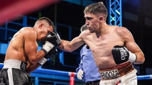 Muñoz busca el título latino gallo ante el invicto Arias