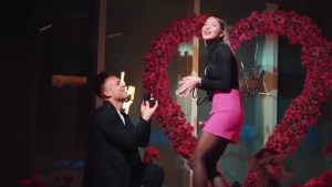 Lautaro Martínez y la propuesta de casamiento más romántica que viste: Scaloneta enamorada