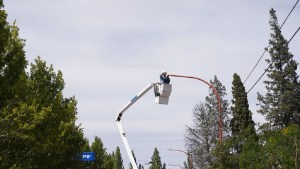Avanza el recambio a luces led en las calles de Cipolletti