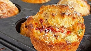 Muffins de tomate y queso facilísimos