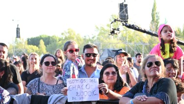 Tursitas de todas partes del país vienen a la fiesta de la confluencia. Foto: Archivo Florencia Salto. 