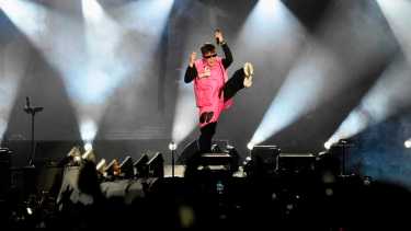 El rapero YSY A subió al escenario pasadas las 22 y fue uno de los que más interactuó con el público. Fotos: Matías Subat