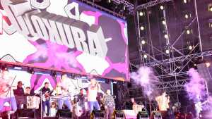 Video: así apareció «Gonzalito» en Neuquén junto a Q´Lokura en la Fiesta de la Confluencia