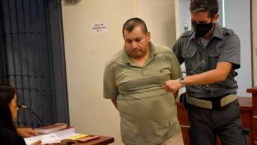 Quiso prenderla fuego dentro de su casa en Plottier: inicia el juicio por intento de femicidio