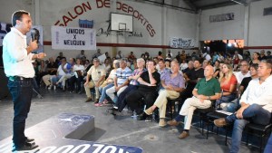 Peláez propuso terminar con los «ñoquis» de CALF y bajar las patentes de Neuquén