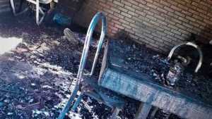 Perdieron todo en un incendio y ahora piden colaboración para ayudar a los damnificados, en Roca