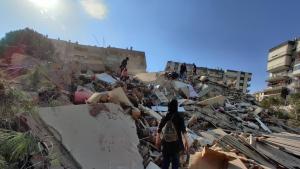 Se acerca a los 20 mil la cifra de muertos por el terremoto en Siria y Turquía