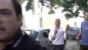 Investigan al tío de Máximo Thomsen por agredir a un equipo periodístico de América, en Zárate