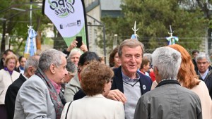 Elecciones 2023 en Río Negro: Aníbal Tortoriello presentó a su candidato en Fernández Oro