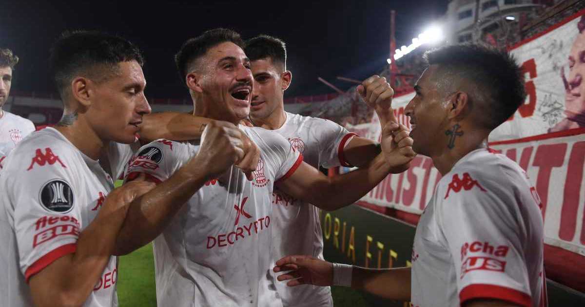 Huracán derrotó a Boston River y avanzó a la siguiente fase de la Copa Libertadores thumbnail