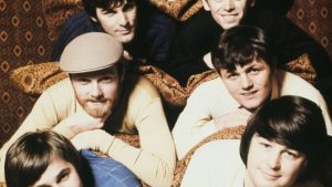 «Solo Dios sabe», de Los Beach Boys: historia de la melodía más bella que versionaron Pedro Aznar y Charly García