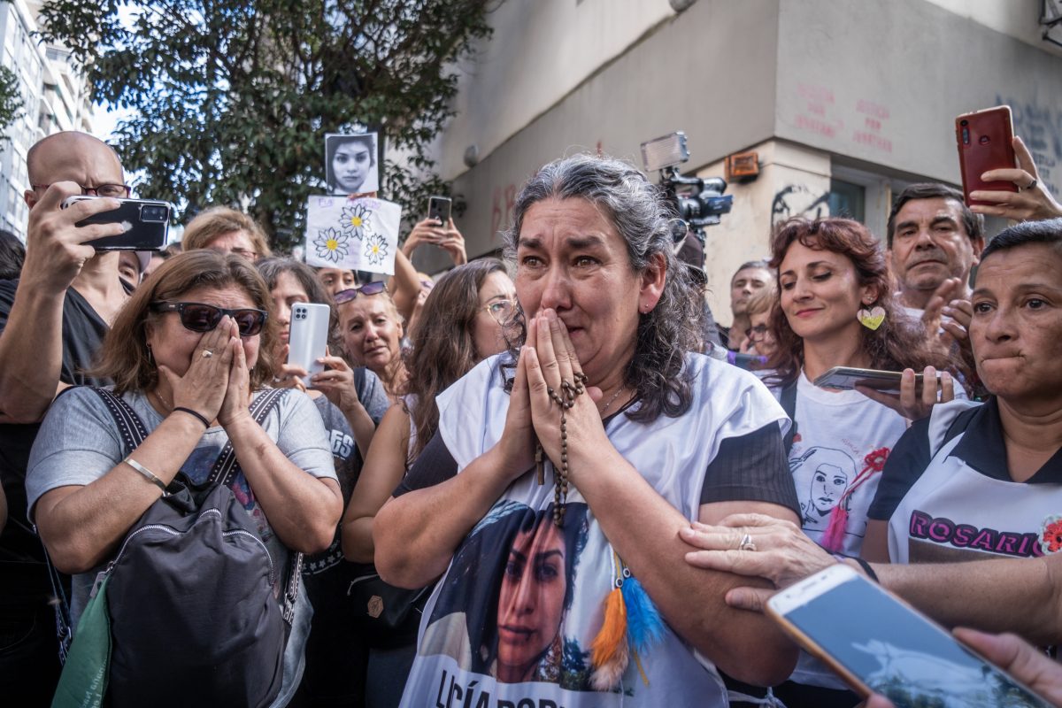 Los papás de la joven asesinada en 2016 encabezaron una marcha por las calles de Mar del Plata. Foto Télam