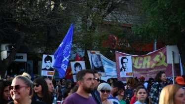 Así se marchó en Roca a 47 años de la última dictadura militar. Foto: Andres Maripe
