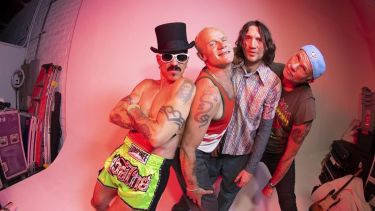 Los Chili Peppers salen de gira para festejar nada menos que su aniversario número 40. 