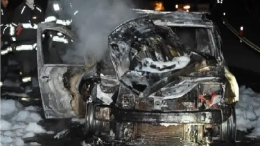 Por el impacto, el vehículo se prendió fuego provocando daños totales. Foto: Realidad  Sanmartinense 