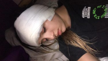 La joven explotó en las redes sociales contra los atacantes. 