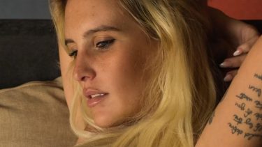 La mamá de Agostina explicó que hubo antecedentes de violencia de género en Viedma.