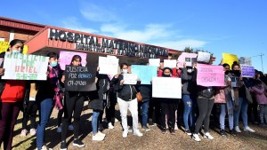 Muertes de bebés en Córdoba: piden agravar la imputación contra la enfermera acusada