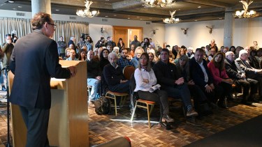 La Fundación Bariloche promueve la investigación y la ciencia, hoy celebró sus 60 años. Foto: Chino Leiva