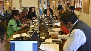 Ahora el Concejo Municipal en pleno interroga a Gennuso sobre la deuda de OPS en Bariloche