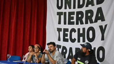 En Bariloche, Grabois encabezó la asamblea que recoge propuestas para un futuro plan de gobierno. Foto: Chino Leiva