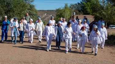 Los integrantes del grupo de extensión universitaria de la carrera de odontología de la UNRN