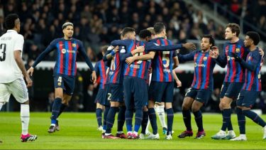 Barcelona ganó la semifinal de ida en el Bernabéu por 1 a 0.