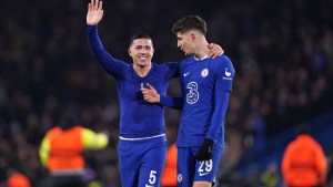 Champions League: el Chelsea de Enzo Fernández superó 2-0 al Borussia Dortmund y se metió en los cuartos de final