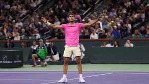 Alcaraz venció a Medvedev en la final de Indian Wells y recuperó el N°1
